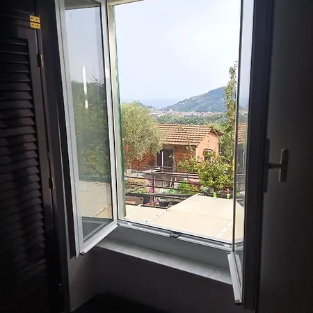 Casa Di Ollivs Guest house Sestri Levante